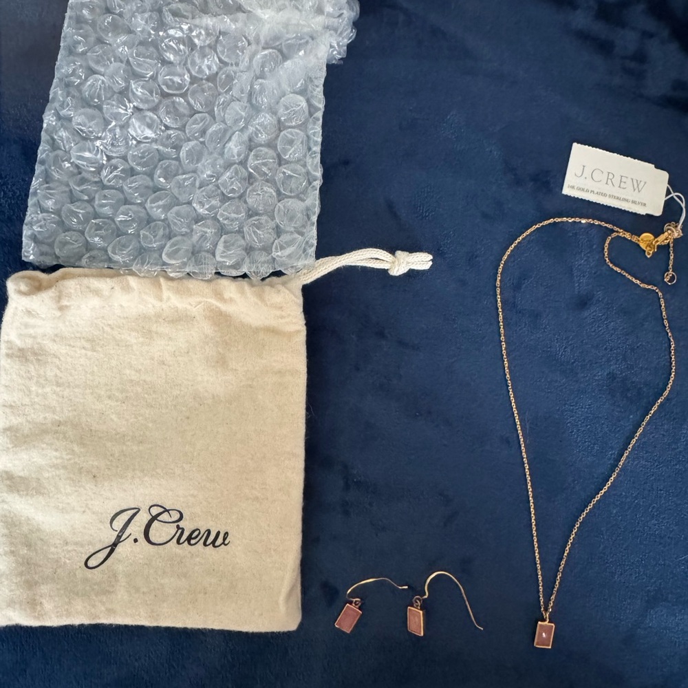 NWT J CREW MINIMALIST NECKLACE AND EARRING SET-PINK ENAMEL - Picture 4 of 6
